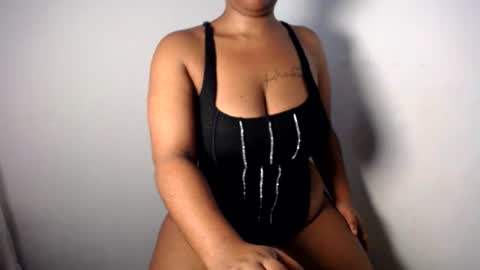 Snapshot of blueyivy chatting on 06/27/26, 08:30 Babygirl online show from 06/27/26, 08:30