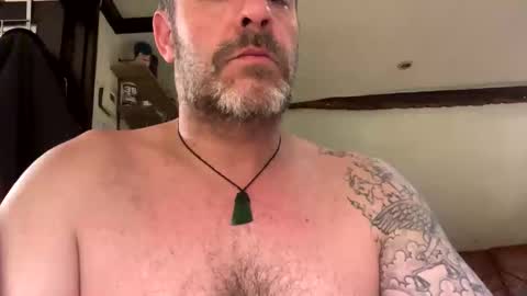 Blueyloey online show from 04/14/26, 02:28