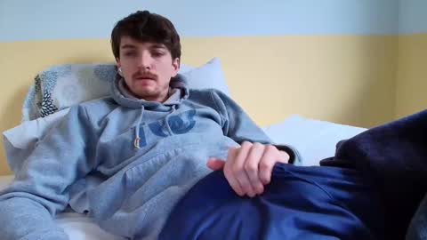 Snapshot of bluezed4 chatting on 01/09/26, 07:15 blue online show from 01/09/26, 07:15