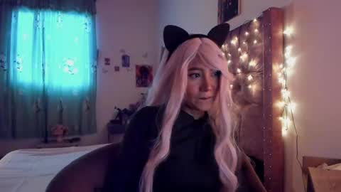 Snapshot of blumasweet chatting on 02/14/25, 12:03 Bluma Sweet online show from 02/14/25, 12:03