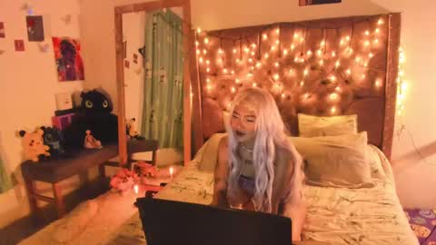 Snapshot of blumasweet chatting on 03/06/25, 06:52 Bluma Sweet online show from 03/06/25, 06:52