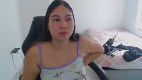  Hey guysI am BrendaWelcome my room online show from 03/23/26, 08:46