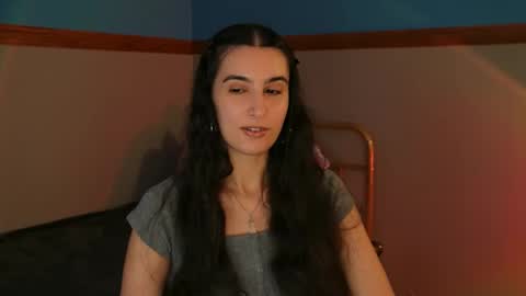 Snapshot of bluntbabe chatting on 01/03/25, 01:27 Sasha online show from 01/03/25, 01:27