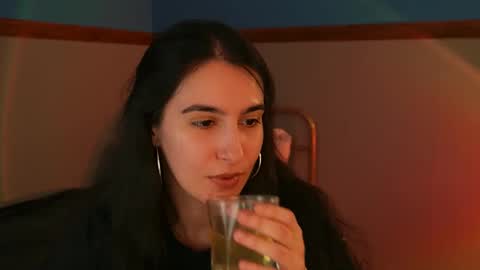 Snapshot of bluntbabe chatting on 01/04/25, 04:33 Sasha online show from 01/04/25, 04:33