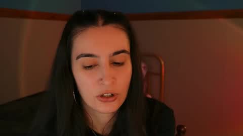 Snapshot of bluntbabe chatting on 01/06/25, 02:15 Sasha online show from 01/06/25, 02:15