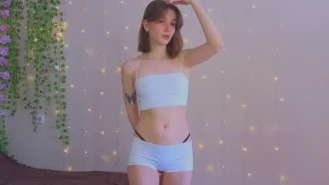 Snapshot of blush_and_breathe chatting on 04/06/26, 05:41 blush_and_breathe online show from 04/06/26, 05:41