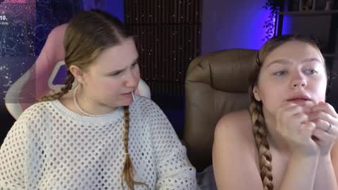 Ellie3 online show from 12/14/24, 03:15