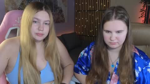 Ellie3 online show from 12/15/24, 09:13