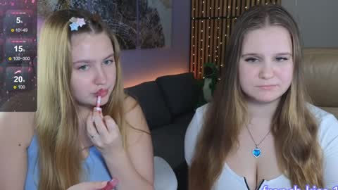 Ellie3 online show from 12/15/24, 06:26