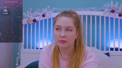 Ellie3 online show from 01/04/25, 12:27