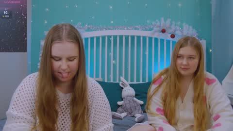 Ellie3 online show from 01/14/25, 11:53