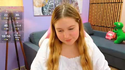 Ellie3 online show from 02/10/25, 04:36