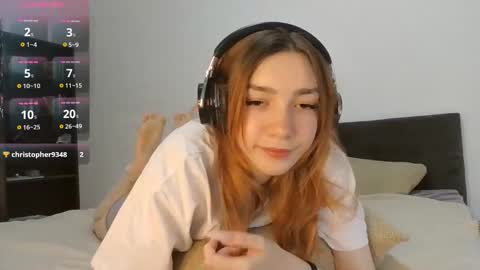 Snapshot of blush_lover chatting on 09/20/25, 10:16 Kate online show from 09/20/25, 10:16