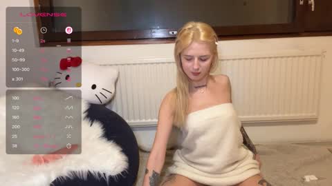 Delle online show from 11/11/25, 04:07