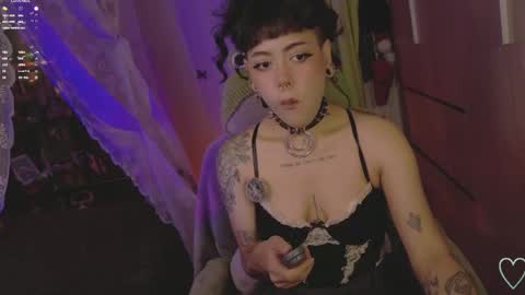 Snapshot of blushing_nymph chatting on 05/25/26, 11:00 Im Nym Justa nymph on twitter and IG online show from 05/25/26, 11:00
