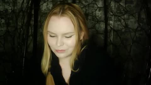 blushing_star online show from 10/09/25, 04:38