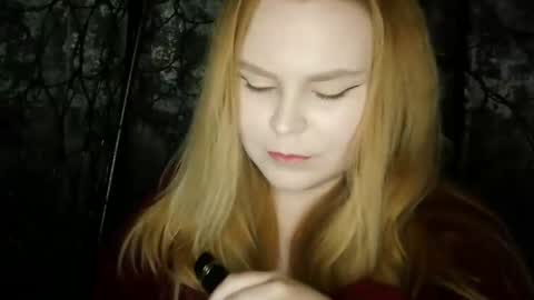 blushing_star online show from 11/21/25, 04:38