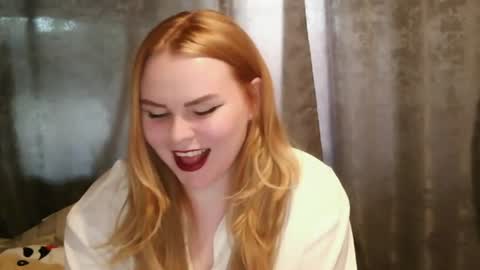 Snapshot of blushing_star chatting on 06/26/26, 04:00 blushing_star online show from 06/26/26, 04:00