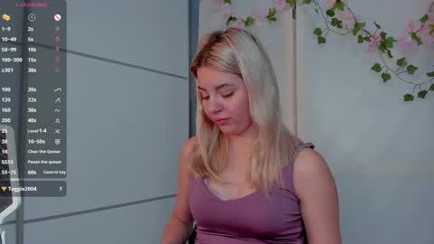 Chloe online show from 09/24/25, 07:50