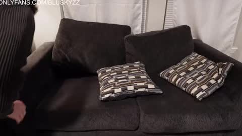 Snapshot of bluskyzz chatting on 02/08/25, 04:36 BluSky online show from 02/08/25, 04:36