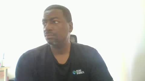 Snapshot of bluuthunder1914 chatting on 01/09/25, 03:23 bluuthunder1914 online show from 01/09/25, 03:23