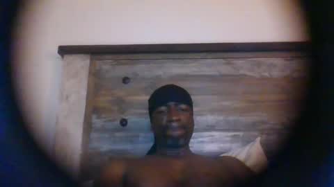 Snapshot of bluuthunder1914 chatting on 11/28/25, 06:49 bluuthunder1914 online show from 11/28/25, 06:49