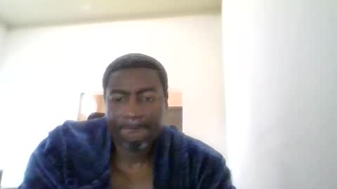 Snapshot of bluuthunder1914 chatting on 05/26/26, 03:52 bluuthunder1914 online show from 05/26/26, 03:52