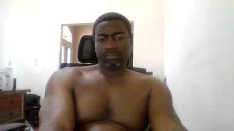 Snapshot of bluuthunder1914 chatting on 06/09/26, 05:24 bluuthunder1914 online show from 06/09/26, 05:24