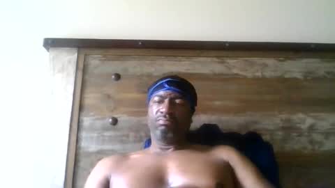 bluuthunder1914 online show from 06/10/26, 05:45