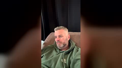 Snapshot of bmatt1903 chatting on 02/22/26, 07:01 BMATT1903 online show from 02/22/26, 07:01