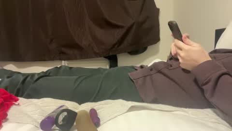 bmclovin_7 online show from 01/02/25, 04:09