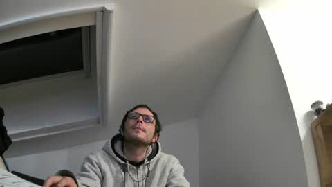 bo22222222 online show from 12/02/25, 09:58