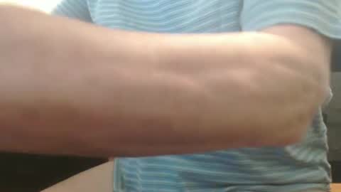 Snapshot of bob271828 chatting on 09/27/25, 04:56 Bob online show from 09/27/25, 04:56