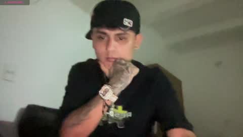 Snapshot of bob_pettersonn chatting on 12/02/24, 04:53 Bob INDEPENDENT MODEL online show from 12/02/24, 04:53