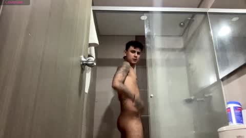 Snapshot of bob_pettersonn chatting on 12/15/24, 10:04 Bob INDEPENDENT MODEL online show from 12/15/24, 10:04