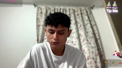 Snapshot of bob_pettersonn chatting on 12/16/24, 03:19 Bob INDEPENDENT MODEL online show from 12/16/24, 03:19