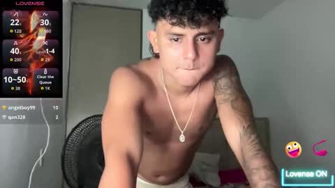 Snapshot of bob_pettersonn chatting on 11/15/25, 04:32 Bob INDEPENDENT MODEL online show from 11/15/25, 04:32