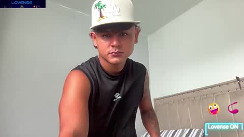 Bob  INDEPENDENT MODEL online show from 01/16/26, 04:11