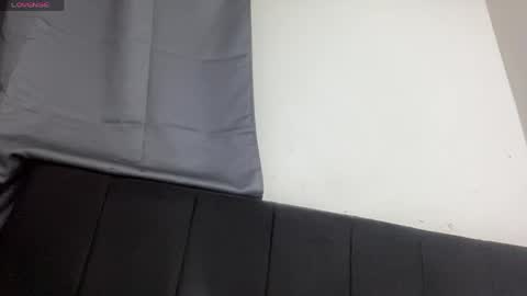Bob  INDEPENDENT MODEL online show from 05/31/26, 02:42