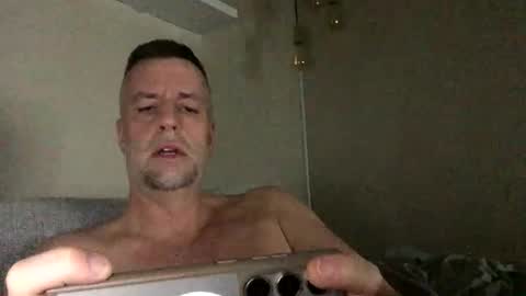 Snapshot of bobberman78 chatting on 03/30/26, 01:39 Dan online show from 03/30/26, 01:39