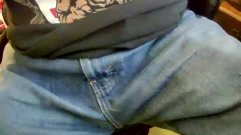 Snapshot of bobbie420_ chatting on 03/28/26, 01:38 bobbie420_ online show from 03/28/26, 01:38