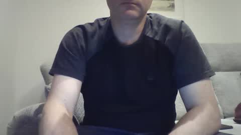 Snapshot of bobby_113 chatting on 12/06/24, 01:29 bobby_113 online show from 12/06/24, 01:29