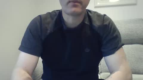 Snapshot of bobby_113 chatting on 02/12/25, 02:21 bobby_113 online show from 02/12/25, 02:21