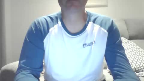 Snapshot of bobby_113 chatting on 09/18/25, 12:34 bobby_113 online show from 09/18/25, 12:34