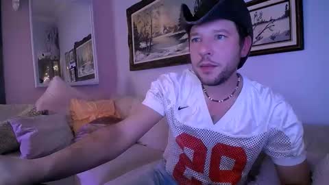 Snapshot of bobbyandsadie chatting on 01/09/26, 06:16 Bobby and Sadie online show from 01/09/26, 06:16