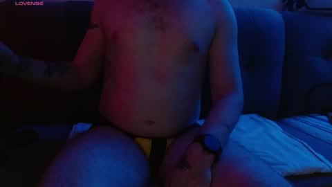 Snapshot of bobbyenglish69 chatting on 09/10/25, 07:19 Bobby English online show from 09/10/25, 07:19