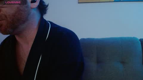 Snapshot of bobbyenglish69 chatting on 03/25/26, 06:08 Bobby English online show from 03/25/26, 06:08