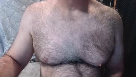 Snapshot of bobbyhill27b chatting on 03/28/26, 02:49 BobbyHill27b online show from 03/28/26, 02:49