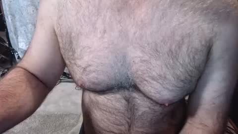 Snapshot of bobbyhill27b chatting on 04/19/26, 02:38 BobbyHill27b online show from 04/19/26, 02:38