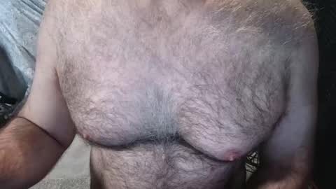 Snapshot of bobbyhill27b chatting on 05/24/26, 02:11 BobbyHill27b online show from 05/24/26, 02:11